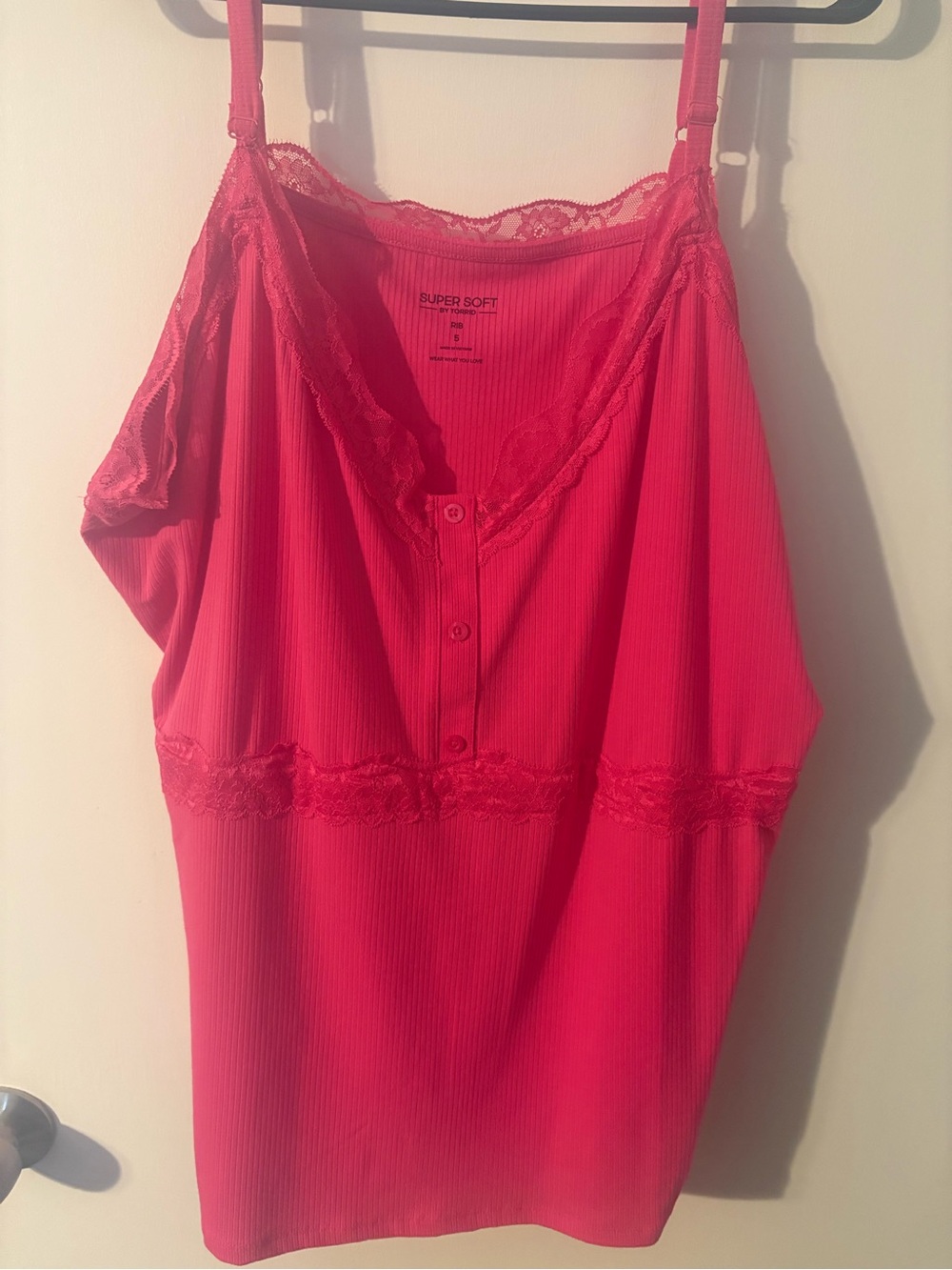 Torrid 5x Women's Pink Lace Trim Camisole-NWOT